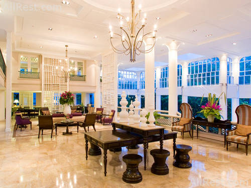 Centara Grand Beach Resort 10